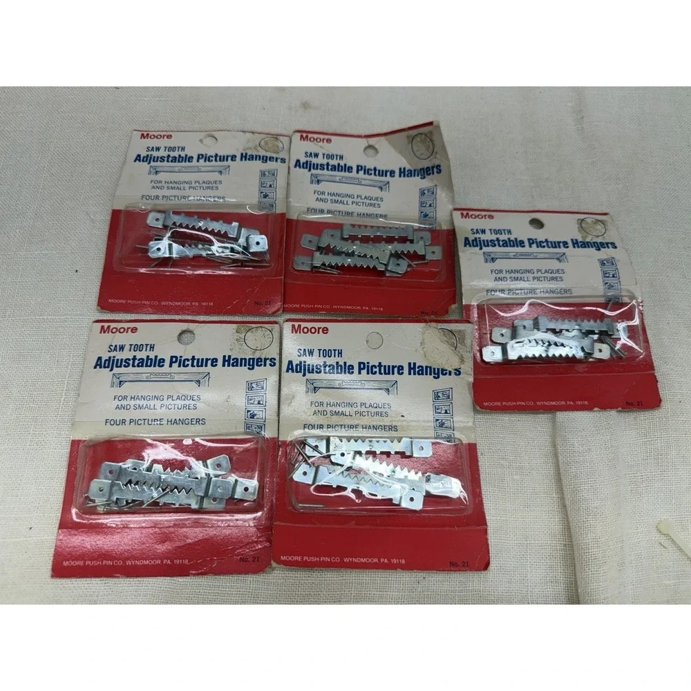 Vtg Moore Picture Hanging Hardware Lot NOS Wire Hangers Sawtooth Nail-Less 14 Pk